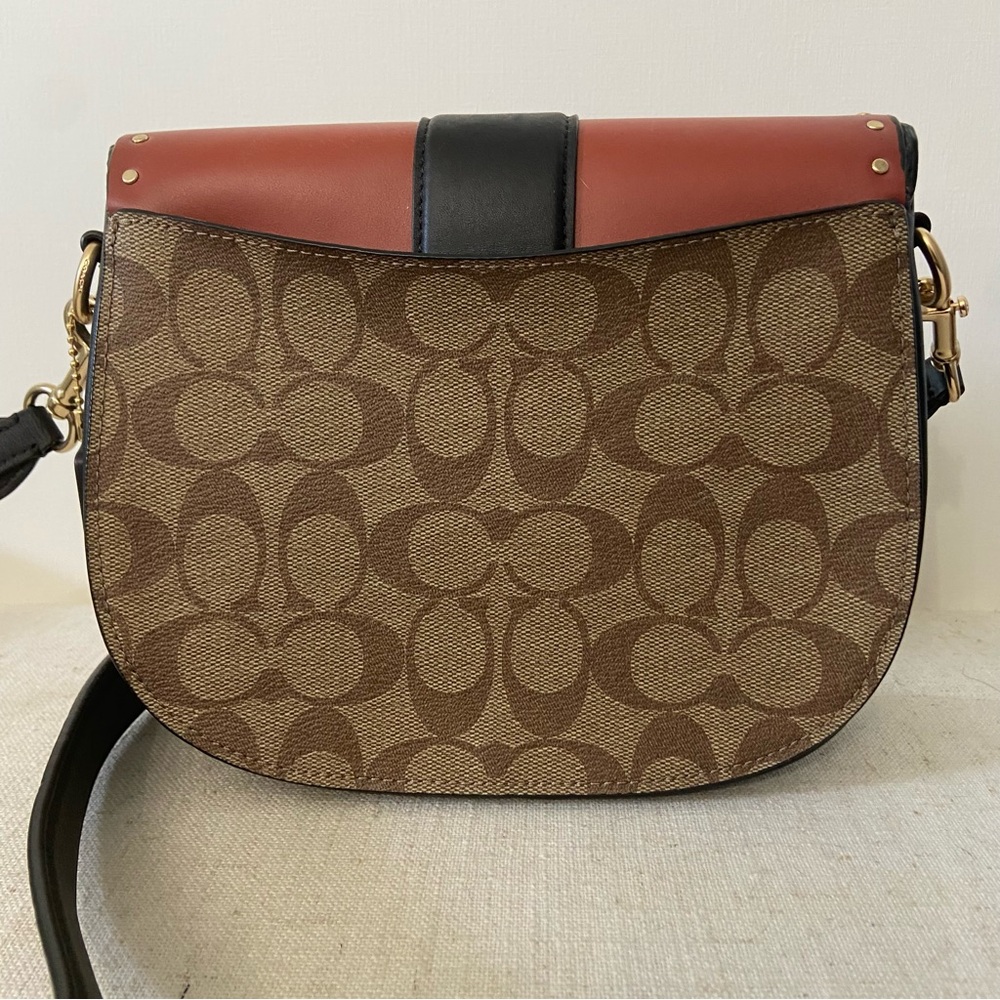 COACH NWOT Georgie Color Block Saddle Bag - Picture 5 of 9